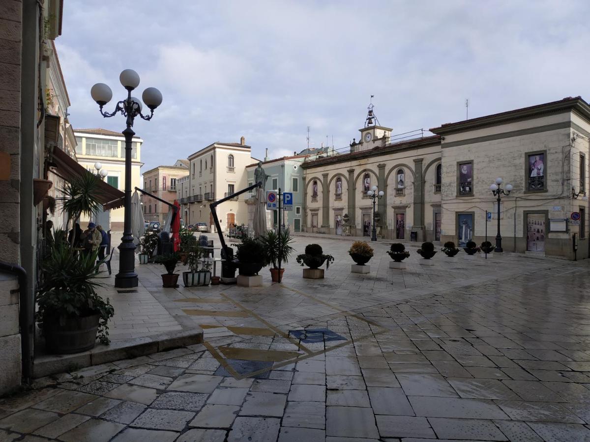 Bed And Breakfast In Piazza Orazio Venosa Dış mekan fotoğraf